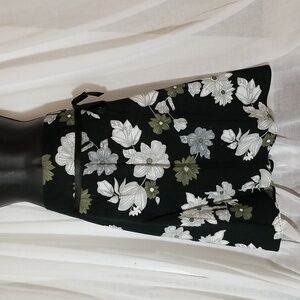 2 pc set-Sz M Light Cotton A-line midi skirts